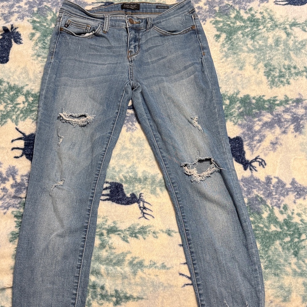 Judy Blue Light Blue Skinny Jeans - Picture 2 of 4